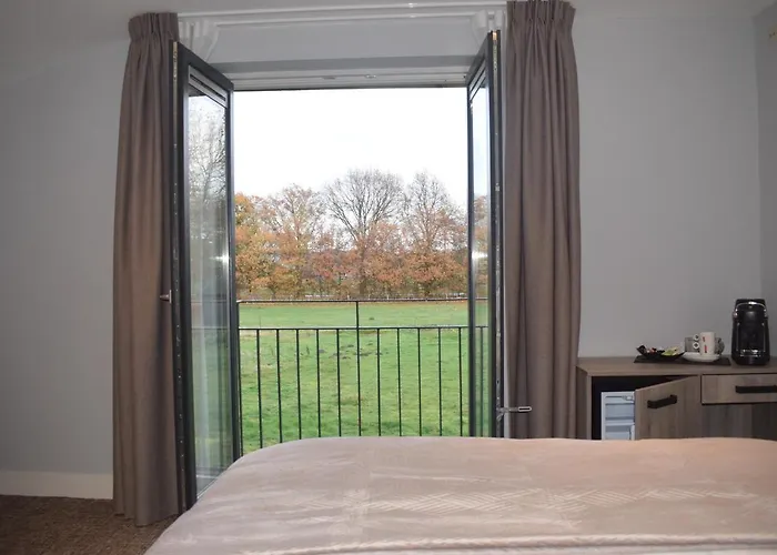 Boutique En De Zwammenberg Hotell 4*