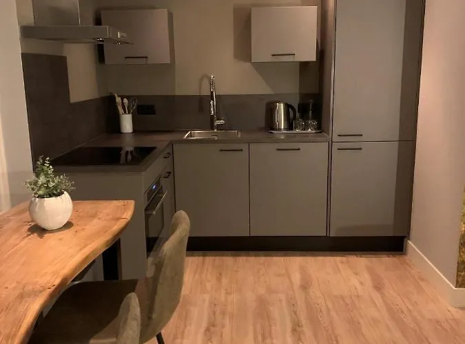 Boutique En De Zwammenberg Hotell 4*